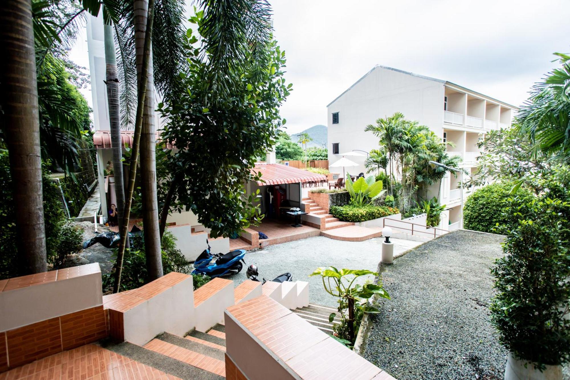 Tri'S Miracle Kata Beach Side Exterior photo