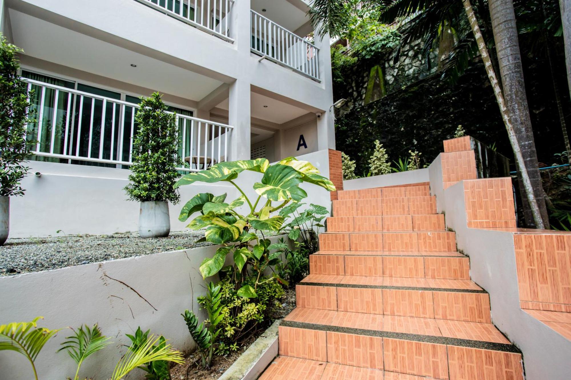 Tri'S Miracle Kata Beach Side Exterior photo